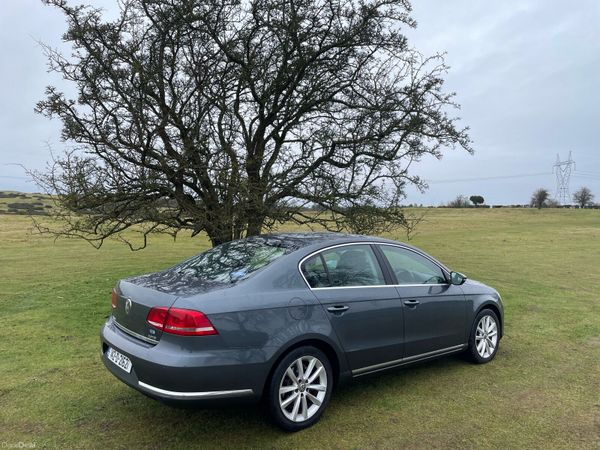 Volkswagen Passat Saloon, Diesel, 2014, Grey