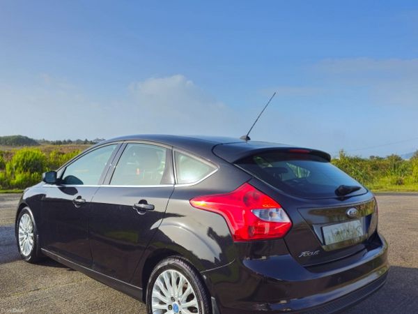 Ford Focus Hatchback, Diesel, 2012, Black