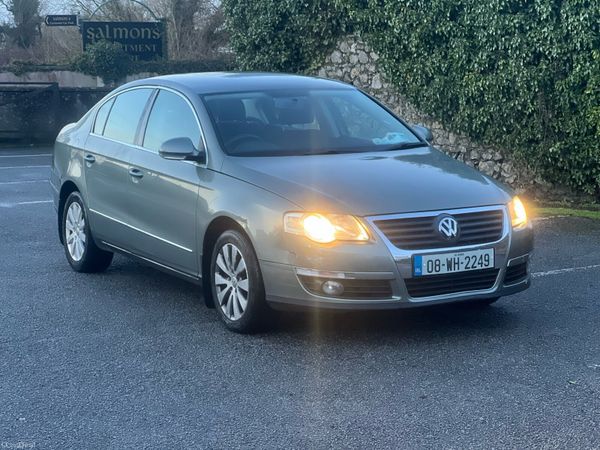 Volkswagen Passat Saloon, Diesel, 2008, Green