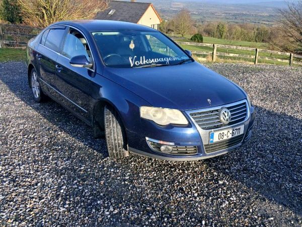 Volkswagen Passat Saloon, Petrol, 2008, Blue