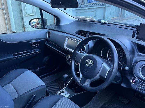 Toyota Vitz Hatchback, Petrol, 2013, Black