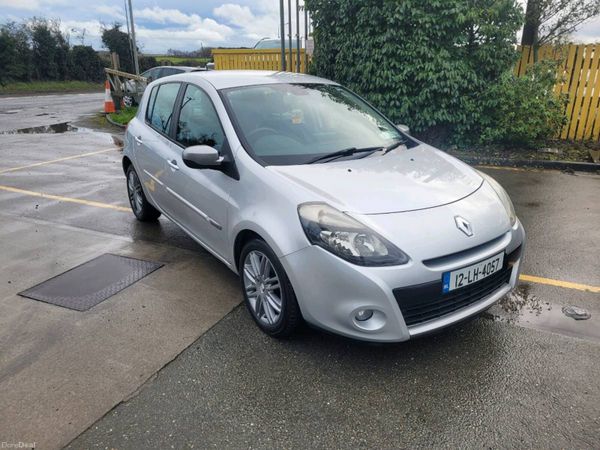 Renault Clio Hatchback, Petrol, 2012, Silver
