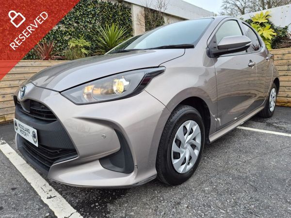 Toyota Yaris Hatchback, Petrol Hybrid, 2021, Brown