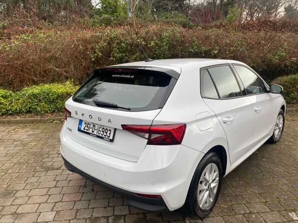 Skoda Fabia Hatchback, Petrol, 2025, White