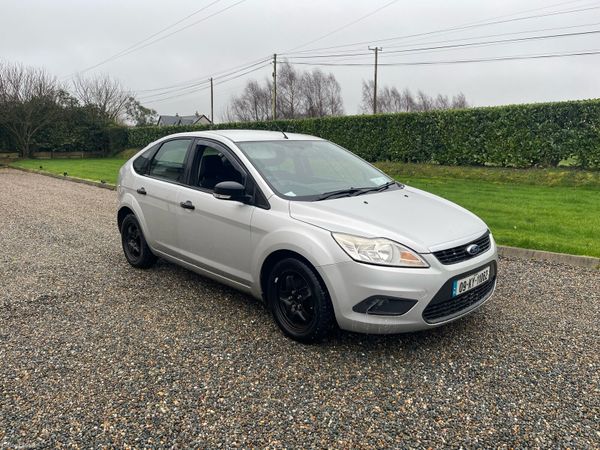 Ford Focus Hatchback, Diesel, 2009, Silver