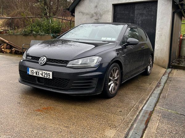 Volkswagen Golf Hatchback, Diesel, 2015, Black