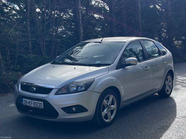 Ford Focus Hatchback, Diesel, 2009, Silver