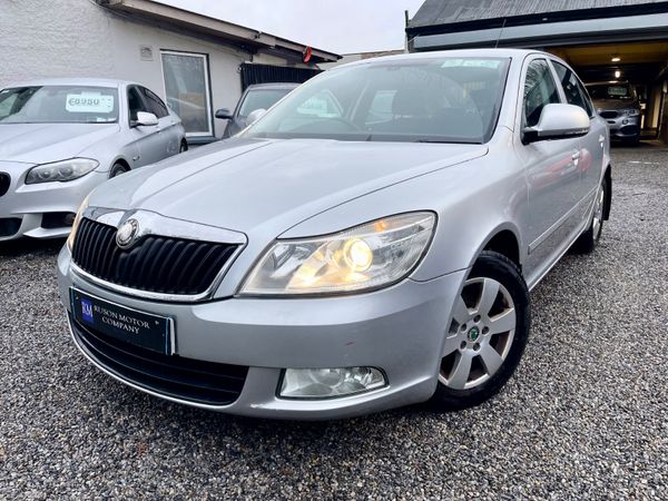 Skoda Octavia Hatchback, Diesel, 2010, Silver