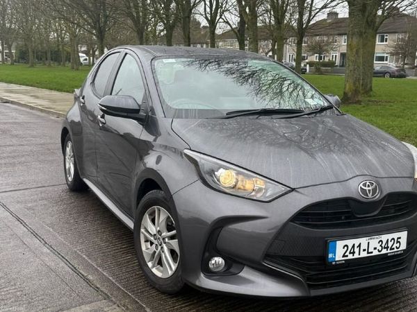 Toyota Yaris Hatchback, Petrol Hybrid, 2024, Grey