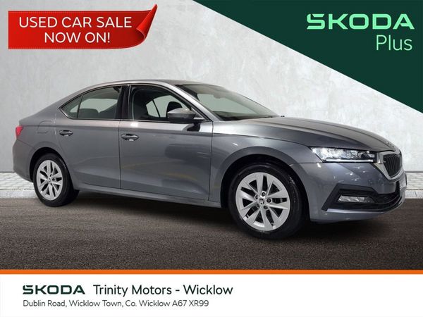 Skoda Octavia Saloon, Diesel, 2024, Grey