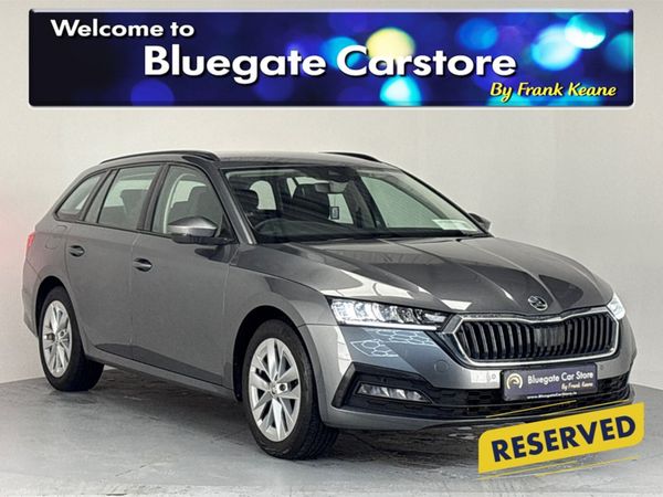 Skoda Octavia Saloon, Petrol, 2024, Grey
