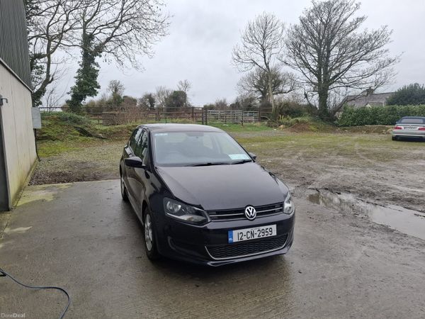 Volkswagen Polo Hatchback, Petrol, 2012, Black
