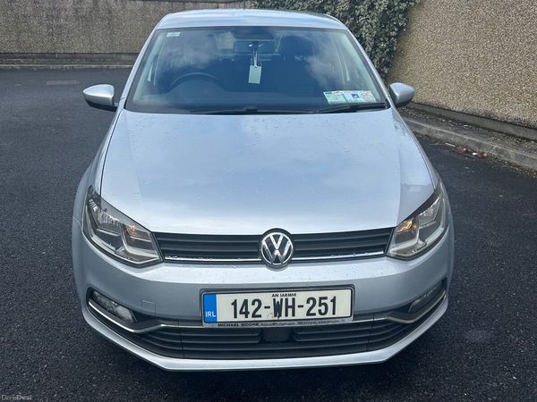 Volkswagen Polo Hatchback, Petrol, 2014, Silver