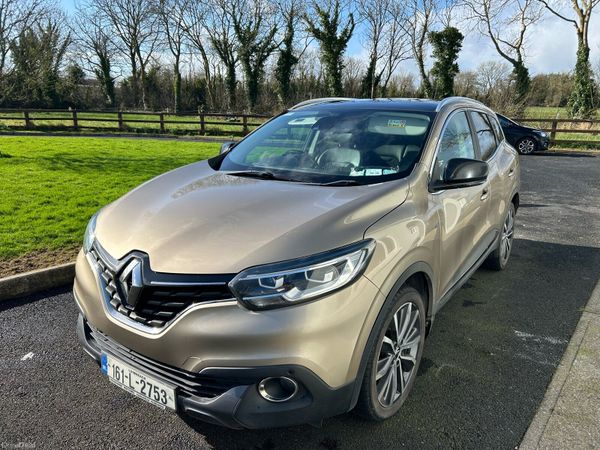 Renault Kadjar SUV, Diesel, 2016, Gold