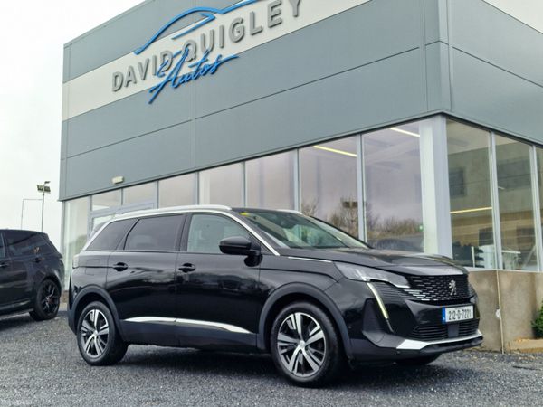 Peugeot 5008 MPV, Diesel, 2021, Black