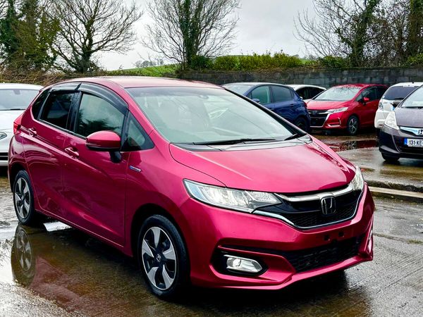 Honda Fit Hatchback, Petrol Hybrid, 2018, Red