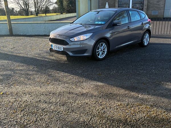 Ford Focus Hatchback, Diesel, 2015, Brown