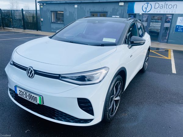 Volkswagen ID.4 SUV, Electric, 2023, White