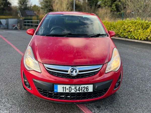 Vauxhall Corsa Hatchback, Petrol, 2011, Red