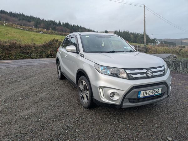 Suzuki Vitara SUV, Diesel, 2017, Grey