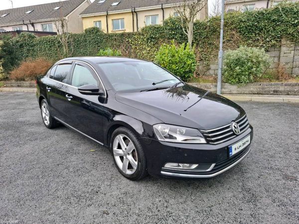 Volkswagen Passat Saloon, Diesel, 2011, Black