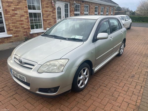 Toyota Corolla Hatchback, Petrol, 2005, Silver