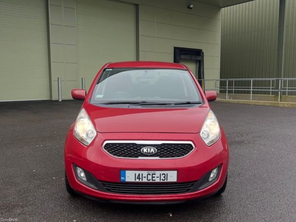 Kia Venga MPV, Diesel, 2014, Red