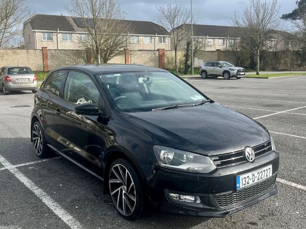 Volkswagen Polo Hatchback, Petrol, 2013, Black