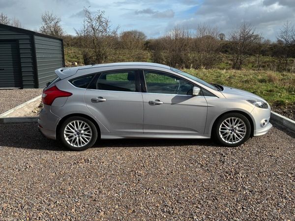 Ford Focus Hatchback, Diesel, 2013, Silver