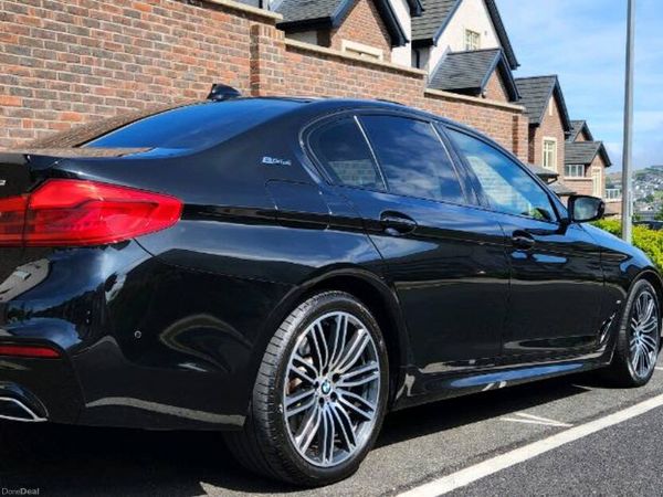 BMW 5-Series Saloon, Petrol Plug-in Hybrid, 2019, Black