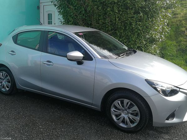 Mazda Demio MPV, Petrol, 2018, Silver