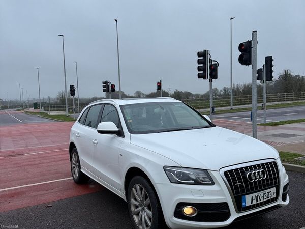 Audi Q5 SUV, Diesel, 2011, White