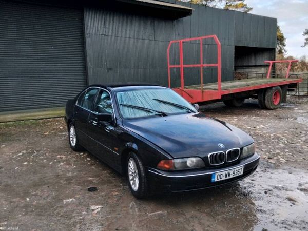 BMW 5-Series Saloon, Petrol, 2000, Black