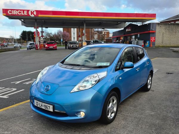 Nissan Leaf Hatchback, Electric, 2012, Blue