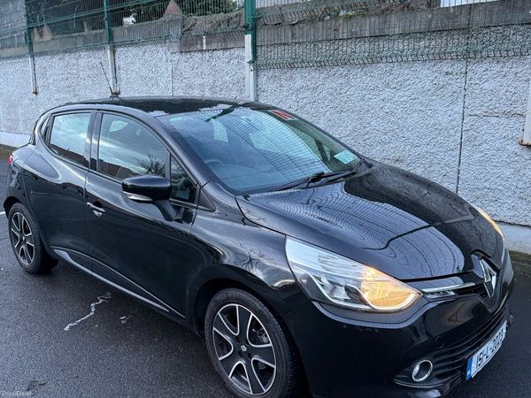 Renault Clio Hatchback, Petrol, 2015, Black