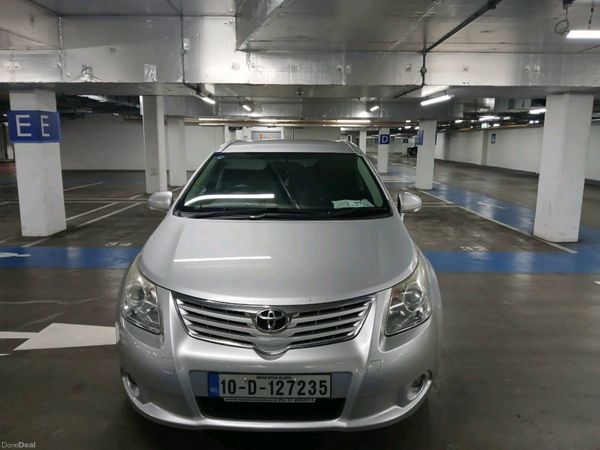 Toyota Avensis Estate, Diesel, 2010, Silver