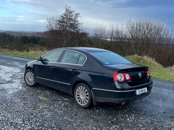 Volkswagen Passat Saloon, Diesel, 2009, Black