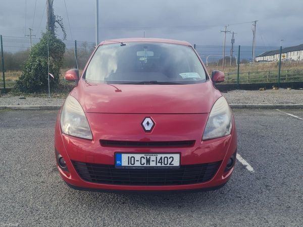Renault Grand Scenic MPV, Diesel, 2010, Red