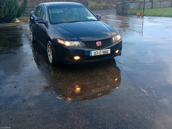 Honda Accord Saloon, Petrol, 2007, Blue