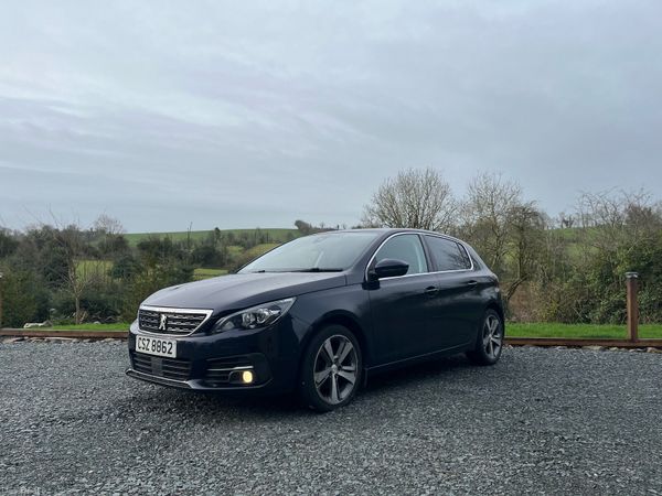 Peugeot 308 Hatchback, Petrol, 2019, Blue
