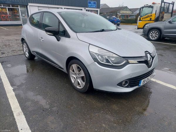 Renault Clio Hatchback, Petrol, 2015, Silver