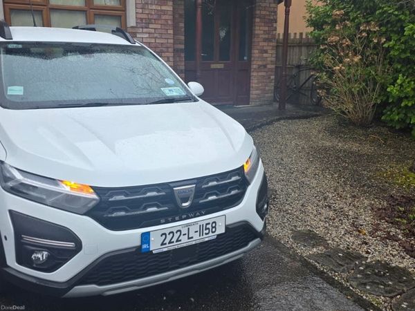 Dacia Sandero Stepway Hatchback, Petrol, 2022, White