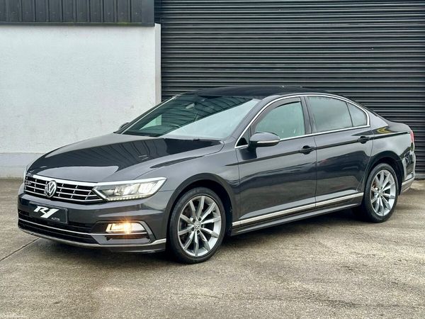 Volkswagen Passat Saloon, Diesel, 2019, Grey
