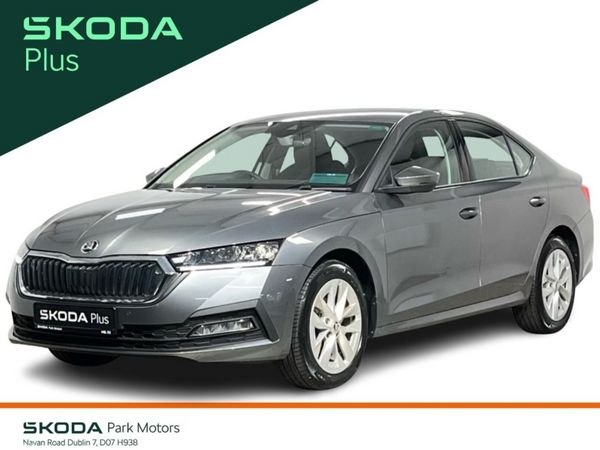 Skoda Octavia Saloon, Petrol, 2023, Grey