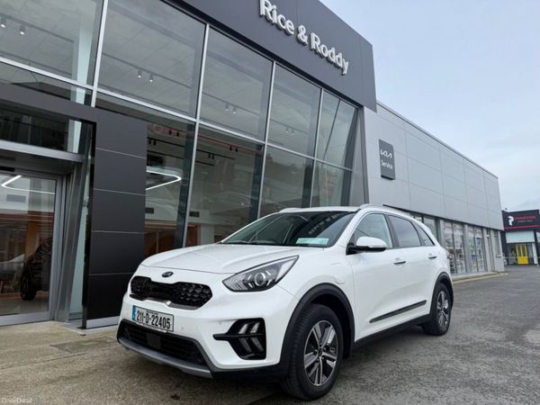 Kia Niro Estate, Petrol Plug-in Hybrid, 2021, White