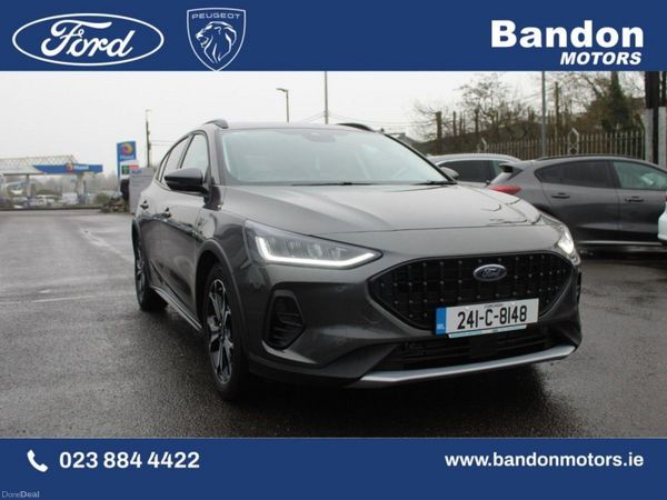 Ford Focus Hatchback, Petrol, 2024, Grey