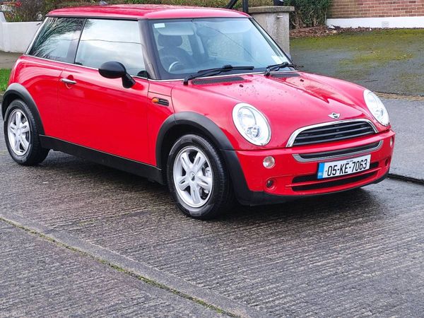 Mini One Hatchback, Petrol, 2005, Red