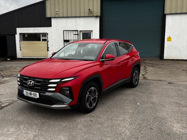 Hyundai Tucson SUV, Diesel, 2025, Red