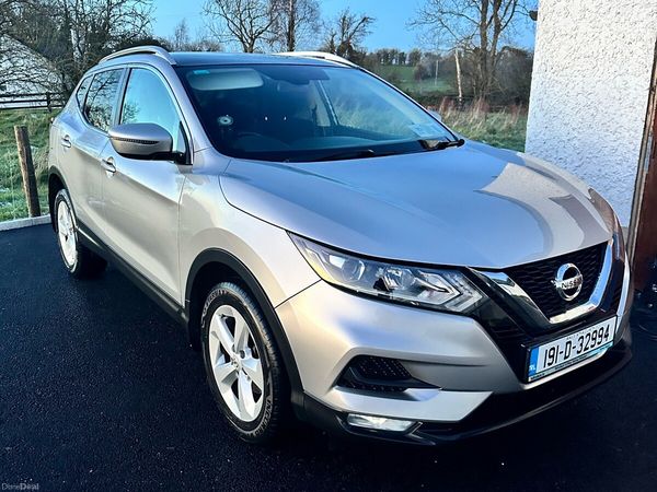 Nissan Qashqai MPV, Petrol, 2019, Grey