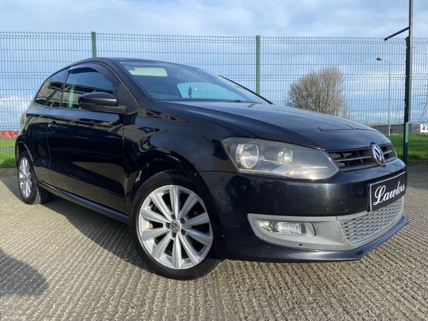 Volkswagen Polo Hatchback, Diesel, 2010, Black